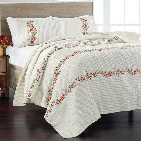 Martha Stewart Collection Embroidered Flowers Cotton Quilt - TWIN - Multicolor - Picture 1 of 2